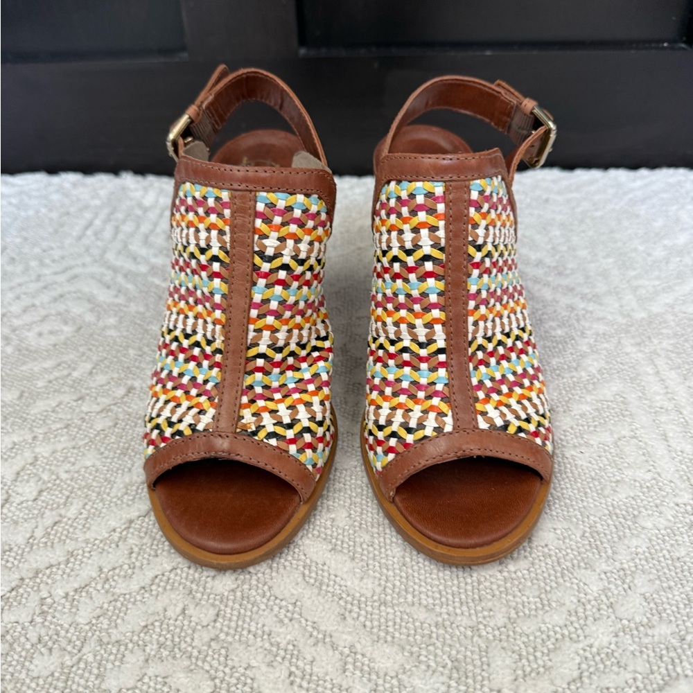 House of Harlow 1960 Colorful Woven Sandals